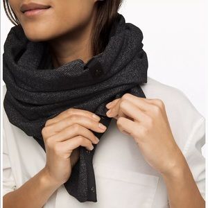Lululemon Vinyasa Scarf